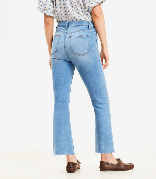 Fresh Cut High Rise Kick Crop Jeans Authentic Light Indigo Wash