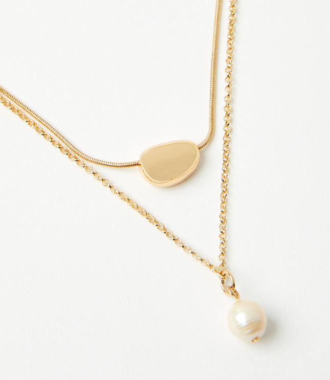 Pearlized Bean Layered Pendant Necklace Set