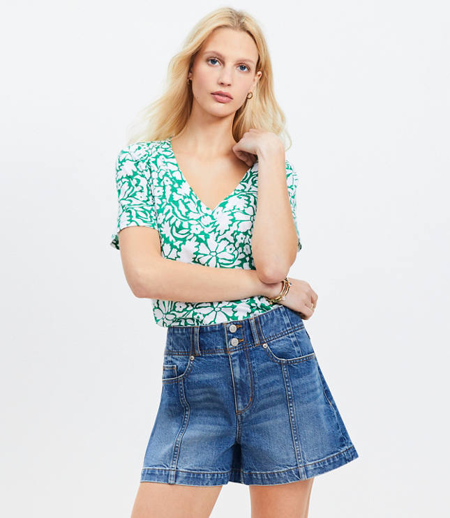 Petite Floral Everyday V-Neck Tee