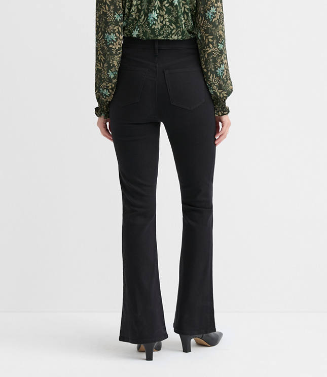 Curvy High Rise Slim Flare Jeans in Jet Black Wash