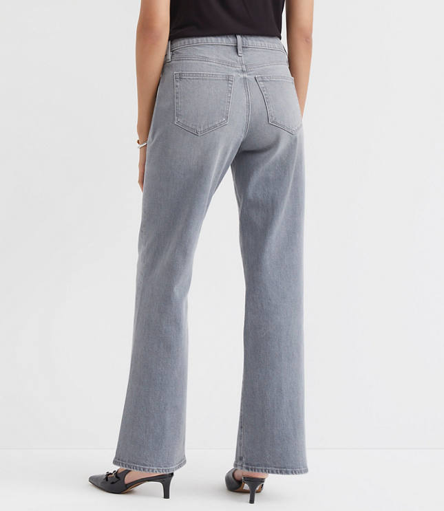 Curvy Mid Rise Relaxed Straight Jeans in Grey