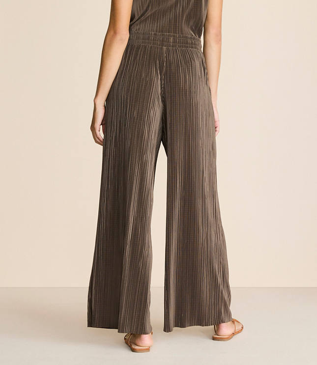 Lou & Grey Plisse Wide Leg Crop Pants