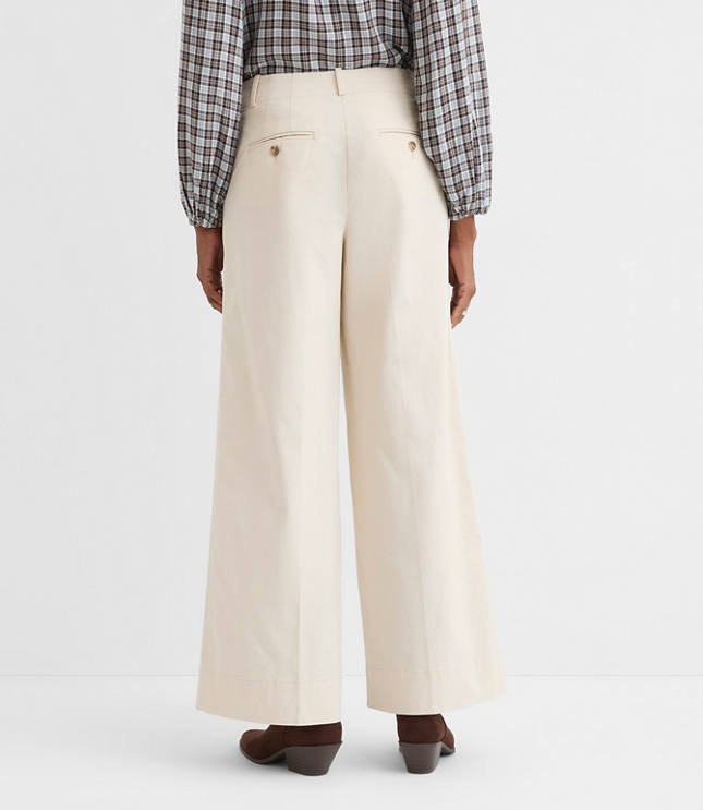 Petite Pintucked Wide Leg Pants