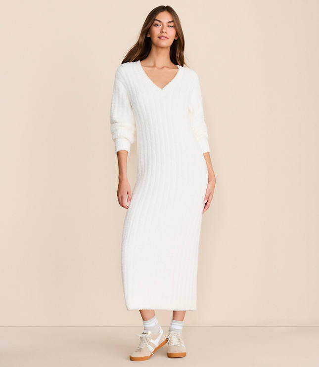 Lou & Grey Teddy V-Neck Maxi Dress