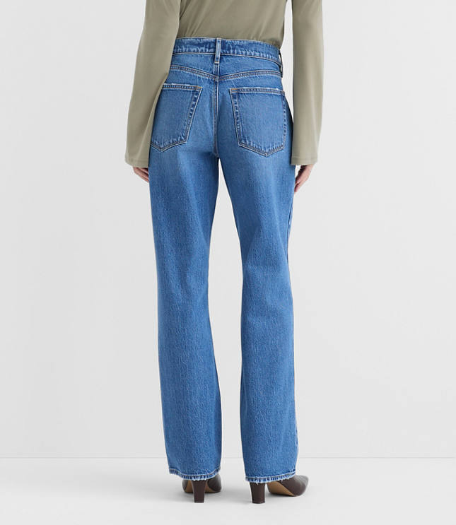 Rivete Petite Mid Rise Relaxed Straight Jeans in Vintage Mid Wash