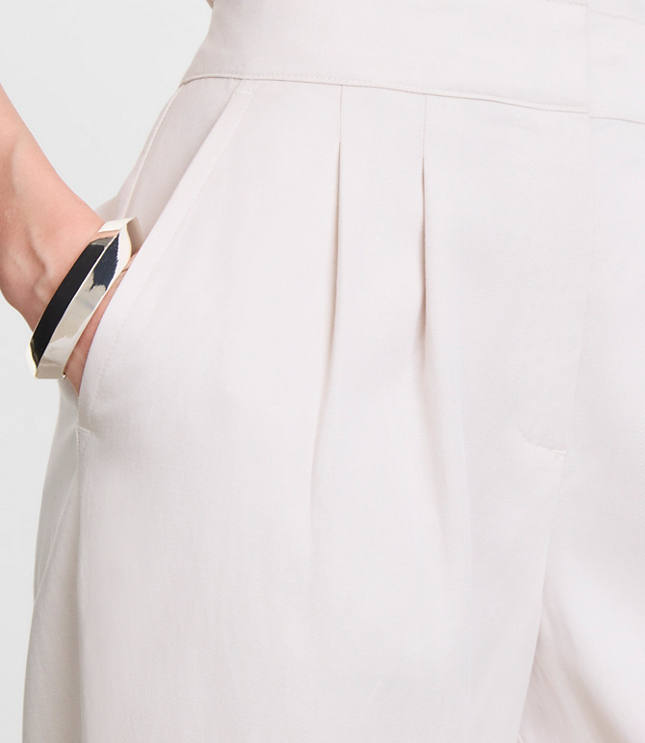 Petite LOFT Versa Pure Spun Pleated Wide Leg Pants