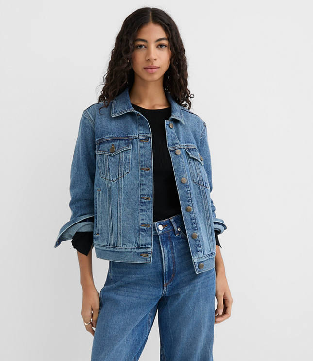 Rivete Petite Denim Trucker Jacket in Vintage Mid Wash
