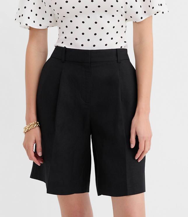 Petite Bermuda Shorts in Linen Blend