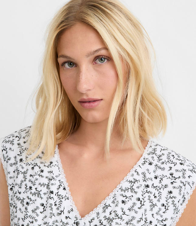 Floral Lace Trim Cap Sleeve Top