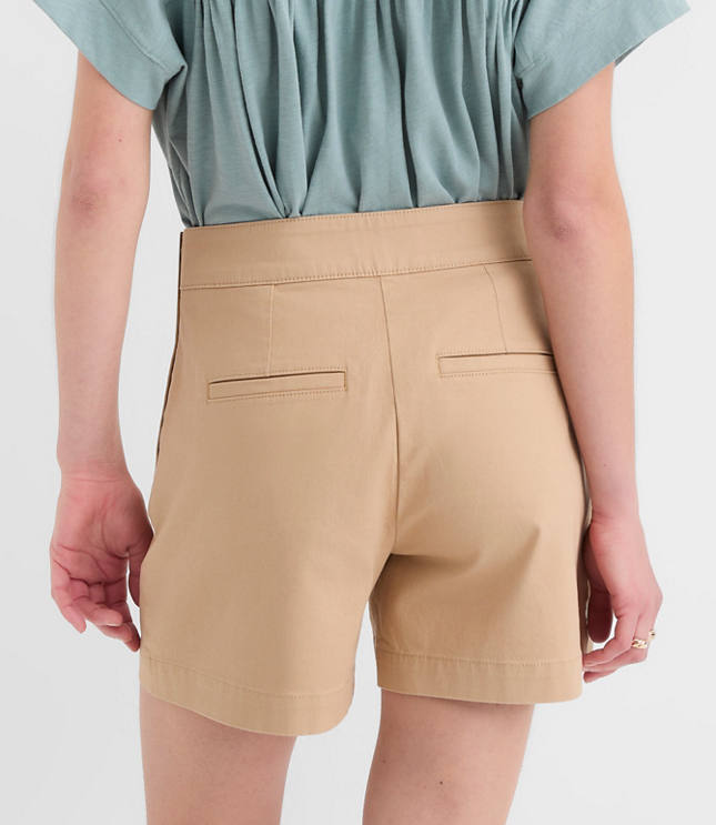 Curvy Mariner Shorts in Twill