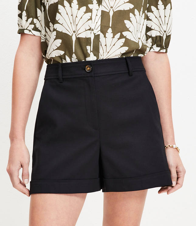 Curvy Cuffed Shorts in Doubleweave