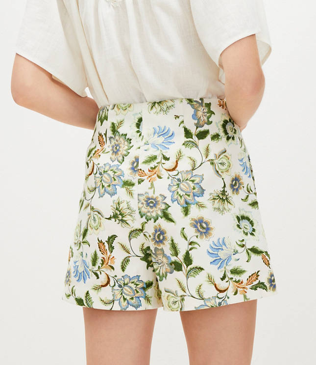 Floral Darted Side Zip Shorts in Cotton Linen