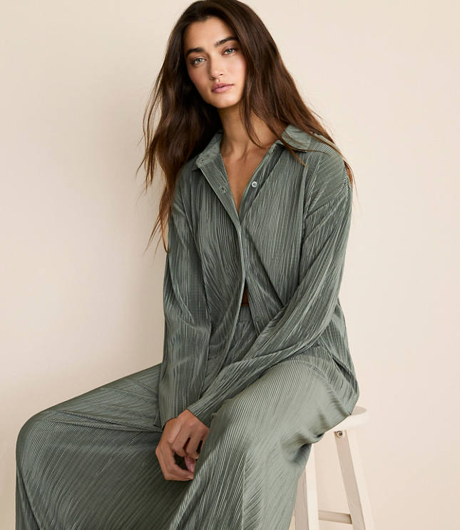 Lou & Grey Pleated Button Down Top