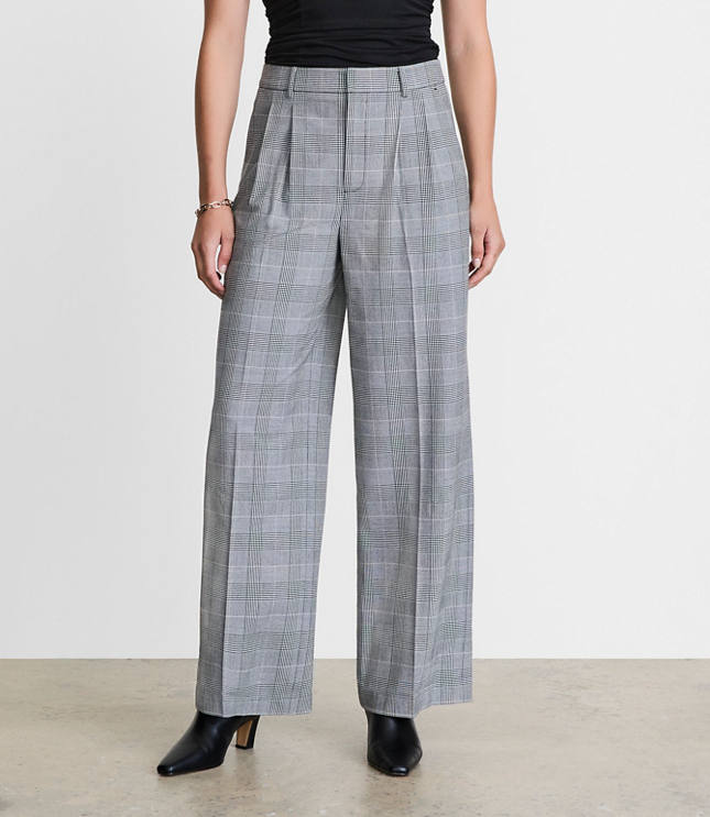 Petite LOFT Versa Seasonless Stretch Double Pleat Wide Leg Pants in Plaid
