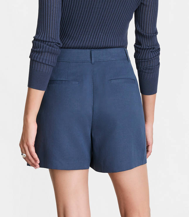 LOFT Versa Pure Spun Pleated Shorts