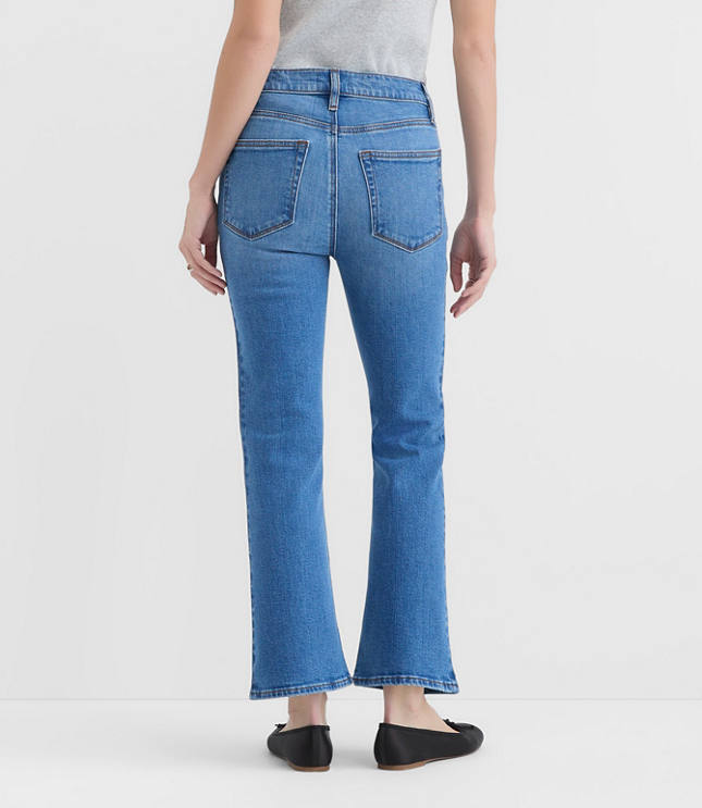 Rivete Curvy High Rise Kick Crop Jeans in Vintage Mid Wash