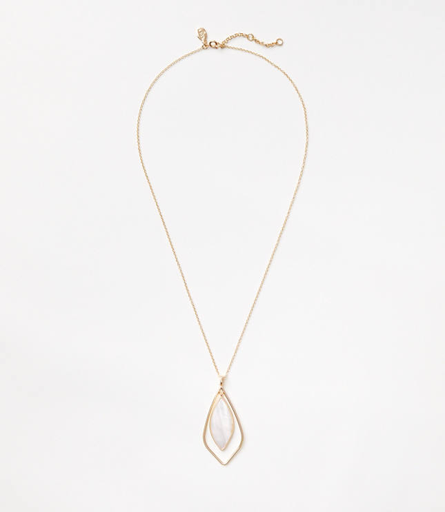 Modern store mothers necklace