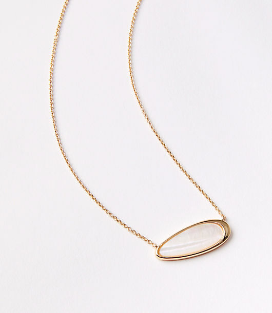Mother Of Pearl Sculpted Bar Necklace