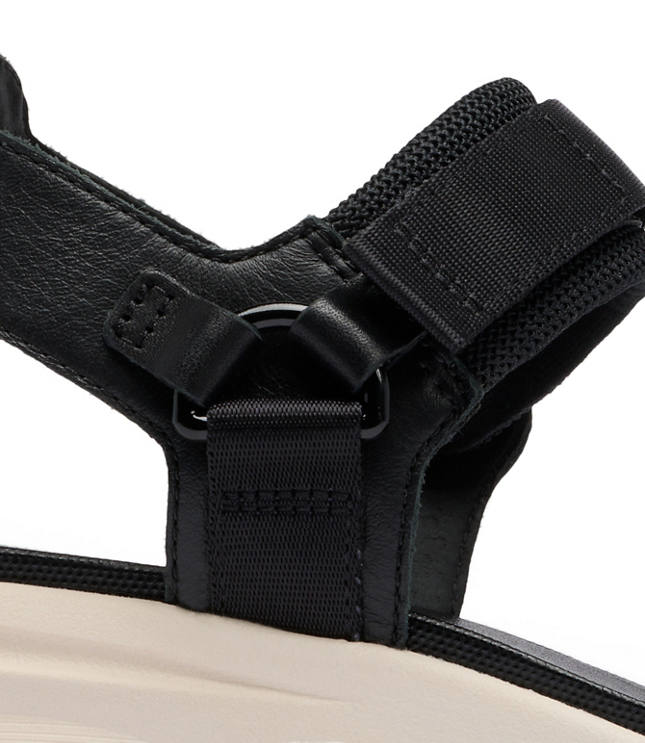 Sorel Kinetic Impact Y-Strap High Sandals