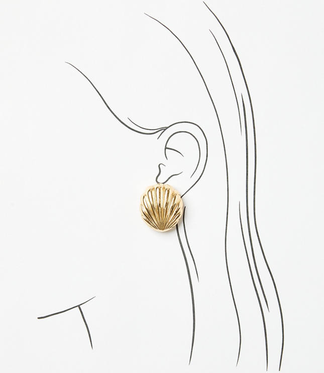 Shell Statement Stud Earrings