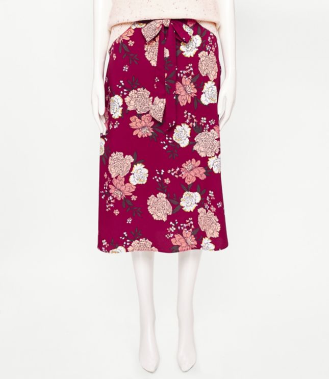 button tie skirt