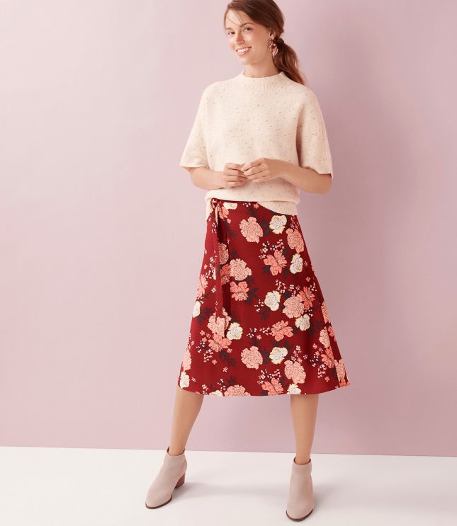 button tie skirt